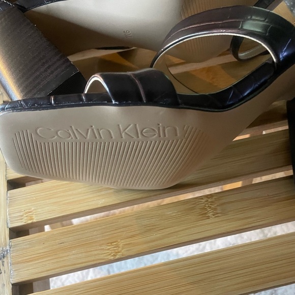 Calvin Klein 9 M, Dark Brown Sheryl Ankle Strap, Block Heel, Squared Toe Sandals - Picture 10 of 16